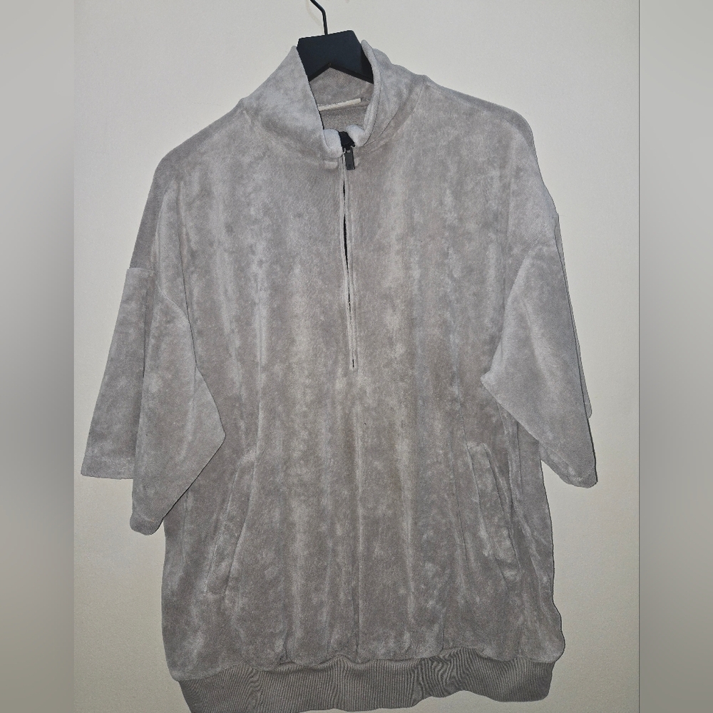 Fear of God Essentials Velour Half-Zip Short Sleeve Pullover Concrete Gray Large - Picture 1 of 7